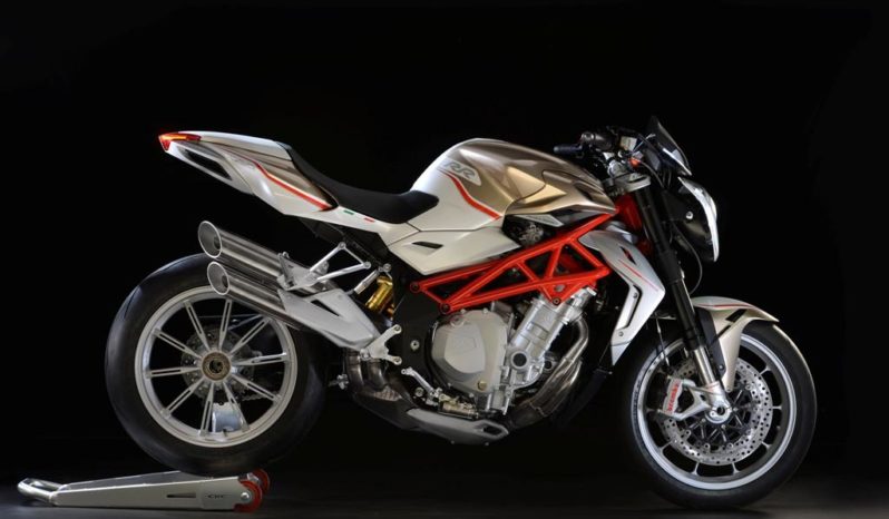 MV Agusta Brutale 1090 RR 2013 lleno