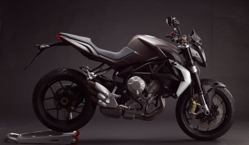 MV Agusta Brutale 675 70 Kw 2013 lleno