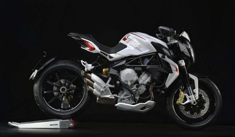 MV Agusta Brutale 800 Dragster 2014 lleno