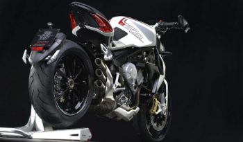 MV Agusta Brutale 800 Dragster 2014 lleno