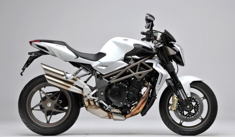 MV Agusta Brutale 990 R 2010 lleno