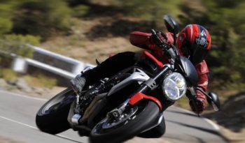 MV Agusta Brutale 990 R 2010 lleno