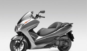 Honda NSS300 Forza C-ABS 2013 lleno