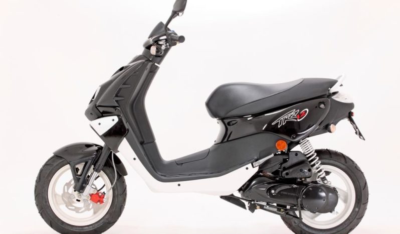 Peugeot TKR 12 50 2011 lleno