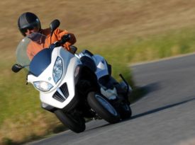 Piaggio MP3 300 Hybrid 2010