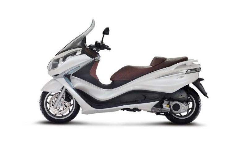 Piaggio X10 125 2012 lleno