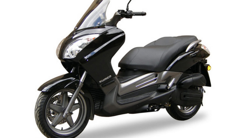 Sumco Master 125 2013 lleno