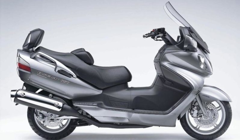 Suzuki Burgman 650 Executive 2010 lleno