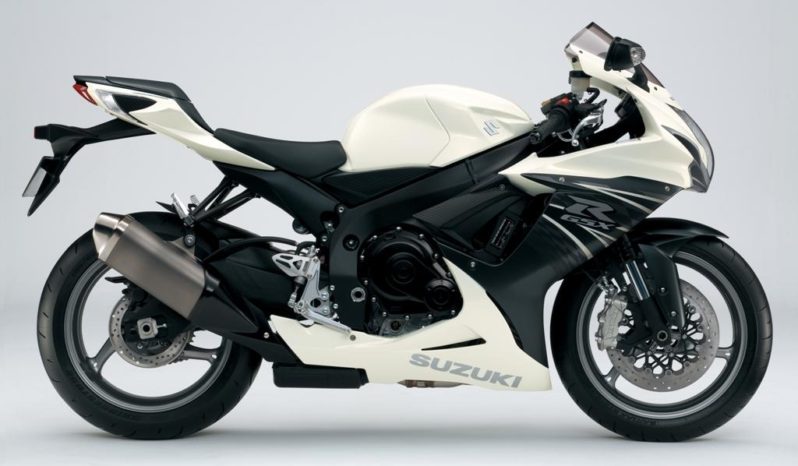 Suzuki GSX R 600 2011 lleno