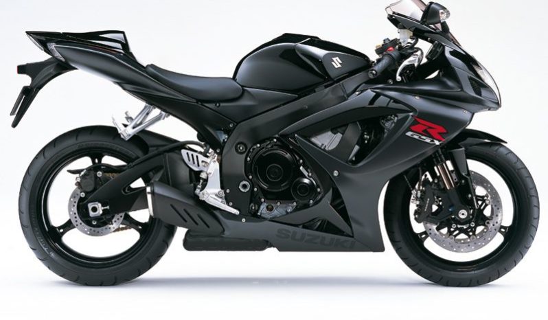 Suzuki GSX R 600 2006 lleno