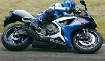 Suzuki GSX R 600 2006 lleno