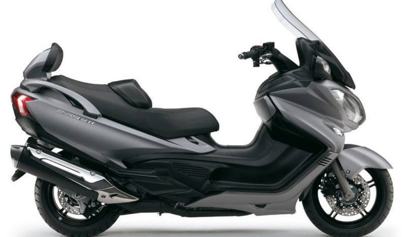 Suzuki Burgman 650 Executive 2013 lleno