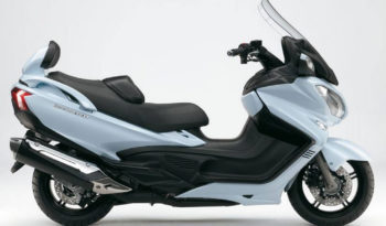 Suzuki Burgman 650 Executive 2013 lleno