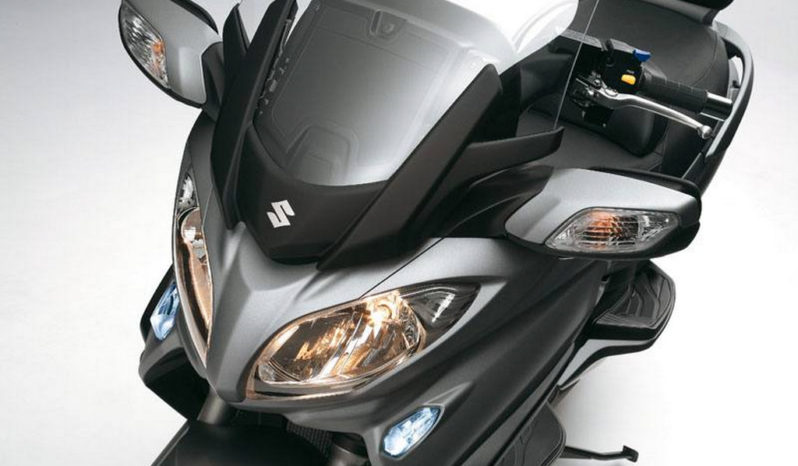 Suzuki Burgman 650 Executive 2013 lleno