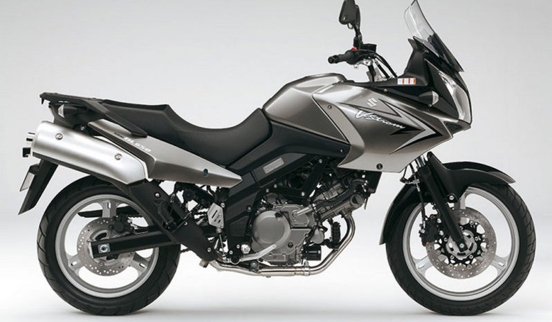 Suzuki V-Strom 650 2011 lleno