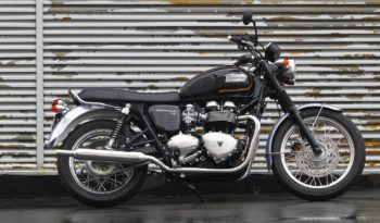 Triumph Bonneville T100 Meriden 2014 lleno