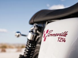 Triumph Bonneville T214 2015