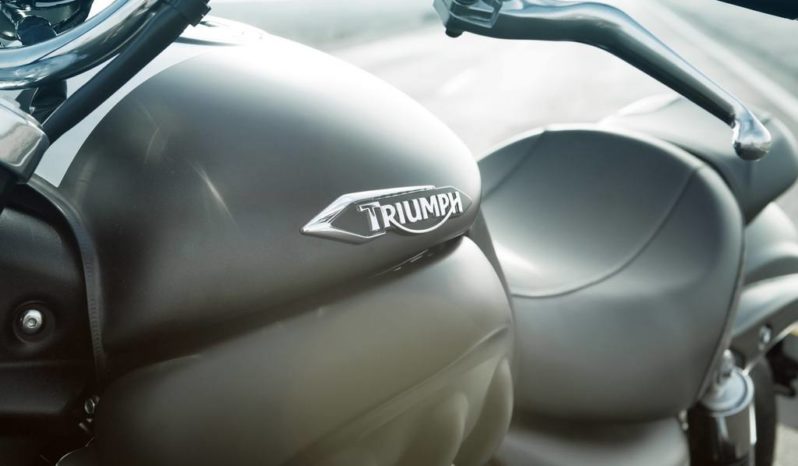 Triumph Rocket III Roadster 2013 lleno