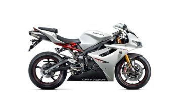 Triumph Daytona 675 R 2011 lleno