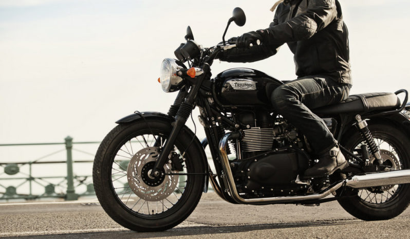 Triumph Bonneville T100 Black 2014 lleno