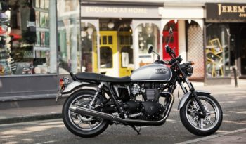 Triumph Bonneville 2014 lleno