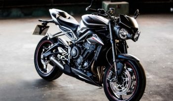 Triumph Street Triple RS 2017 lleno