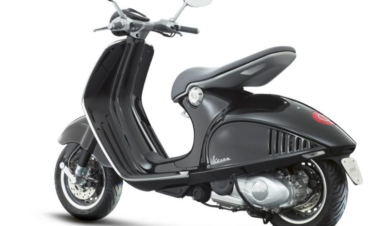 Vespa 946 2013 lleno