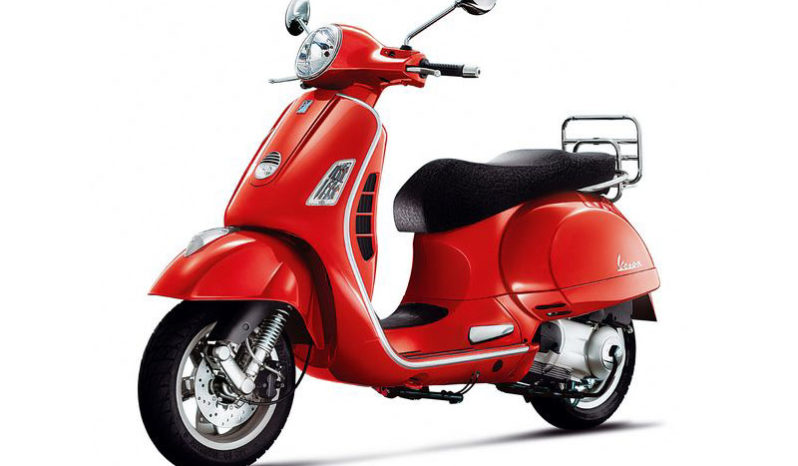 Vespa GTS 125 2006 lleno