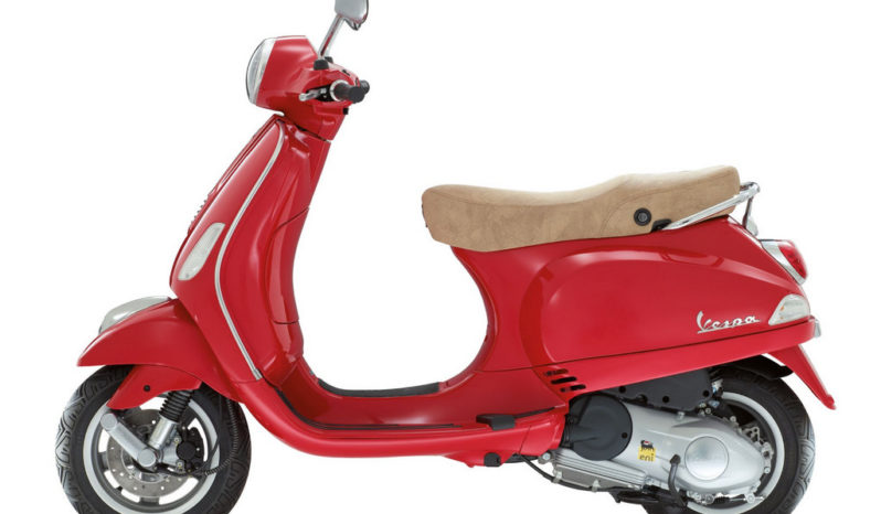 Vespa LX 125 ie 3V 2012 lleno