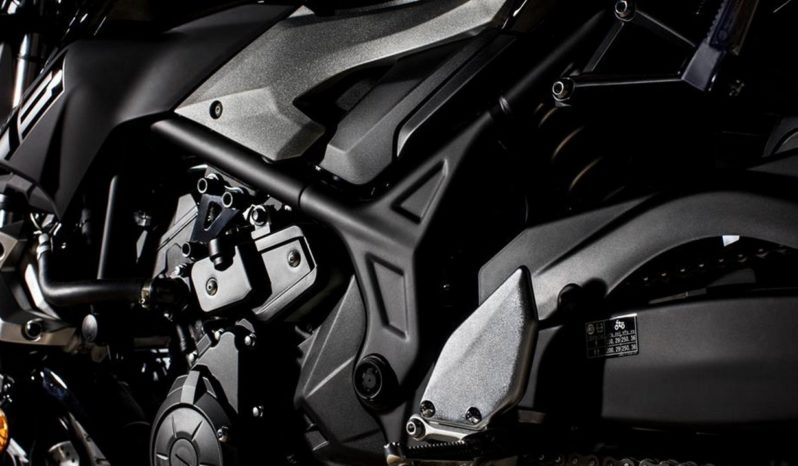 Yamaha MT-03 2016 lleno