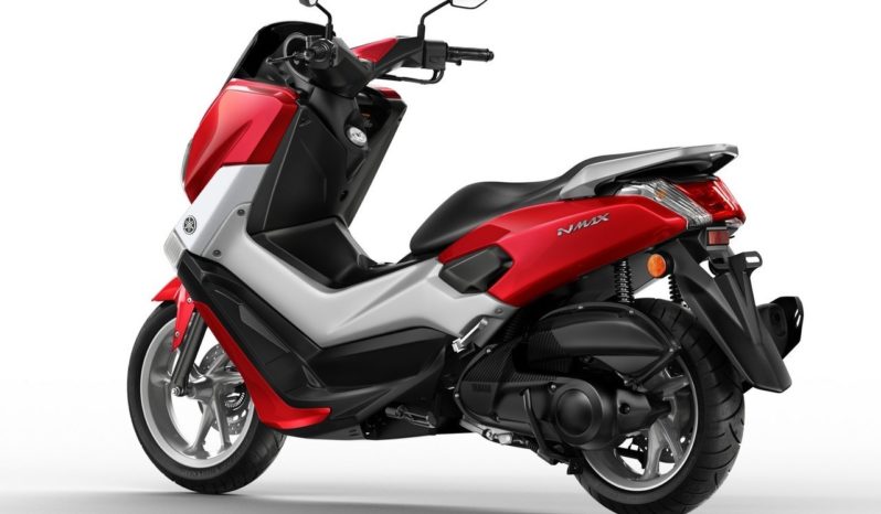 Yamaha N-Max 2015 lleno