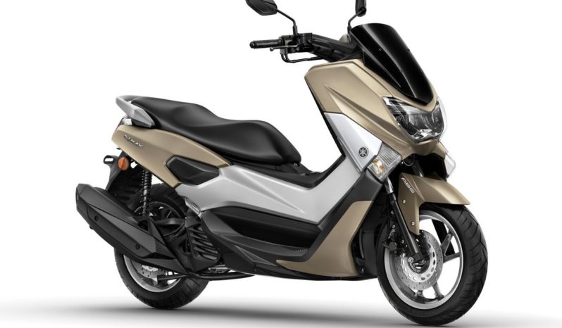 Yamaha N-Max 2015 lleno