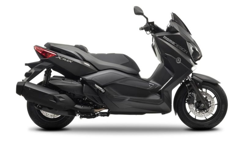 Yamaha X-Max 400 Momodesign 2014 lleno