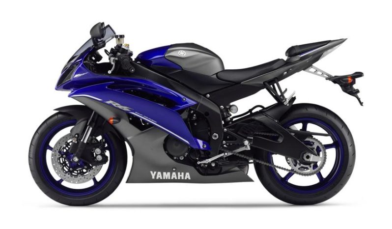 Yamaha YZF R6 Race Blu 2013 lleno