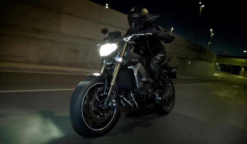 Yamaha MT-09 2014 lleno