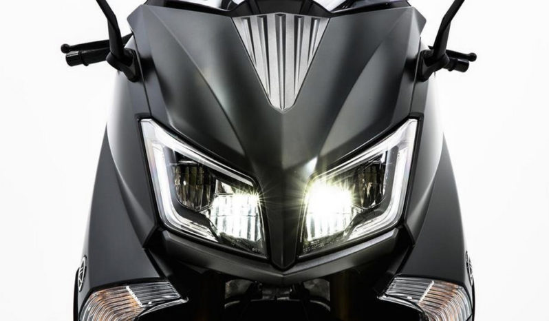 Yamaha T-Max Iron Max ABS 2015 lleno