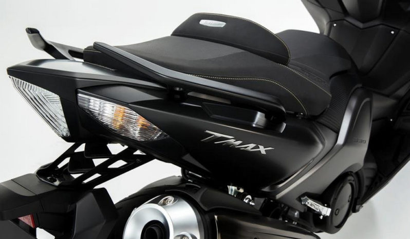 Yamaha T-Max Iron Max ABS 2015 lleno