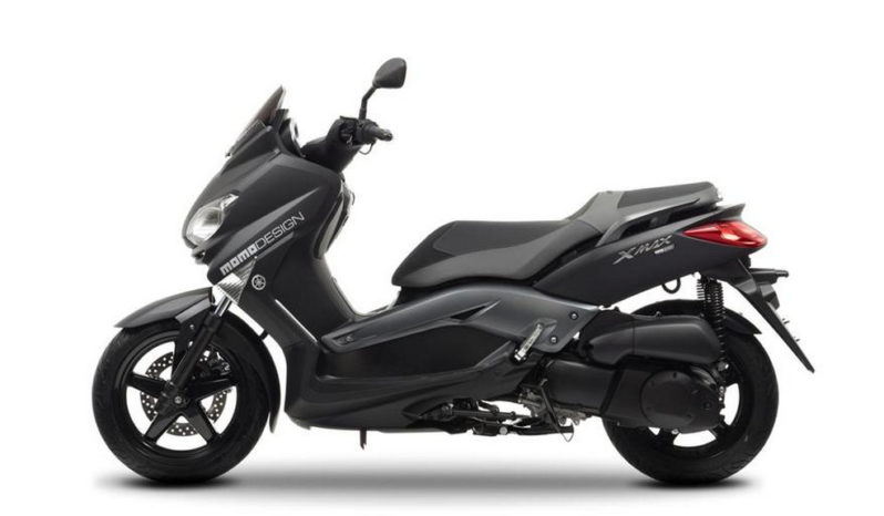 Yamaha X-Max 250 Momodesign 2013 lleno