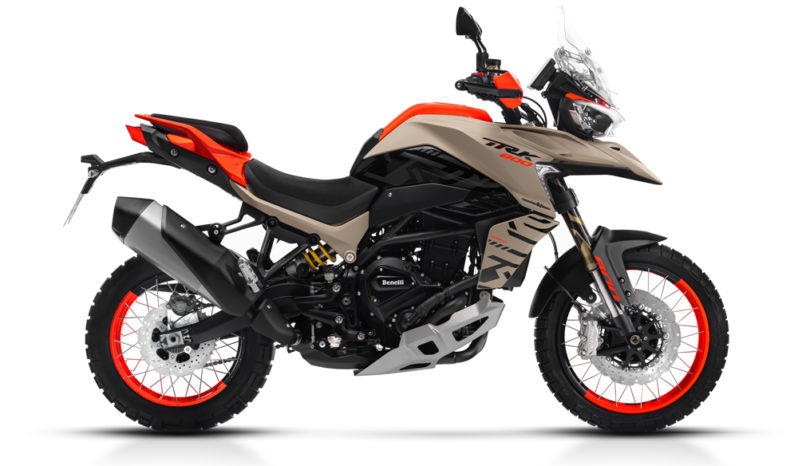 Ficha técnica de la moto Benelli TRK 800 2022